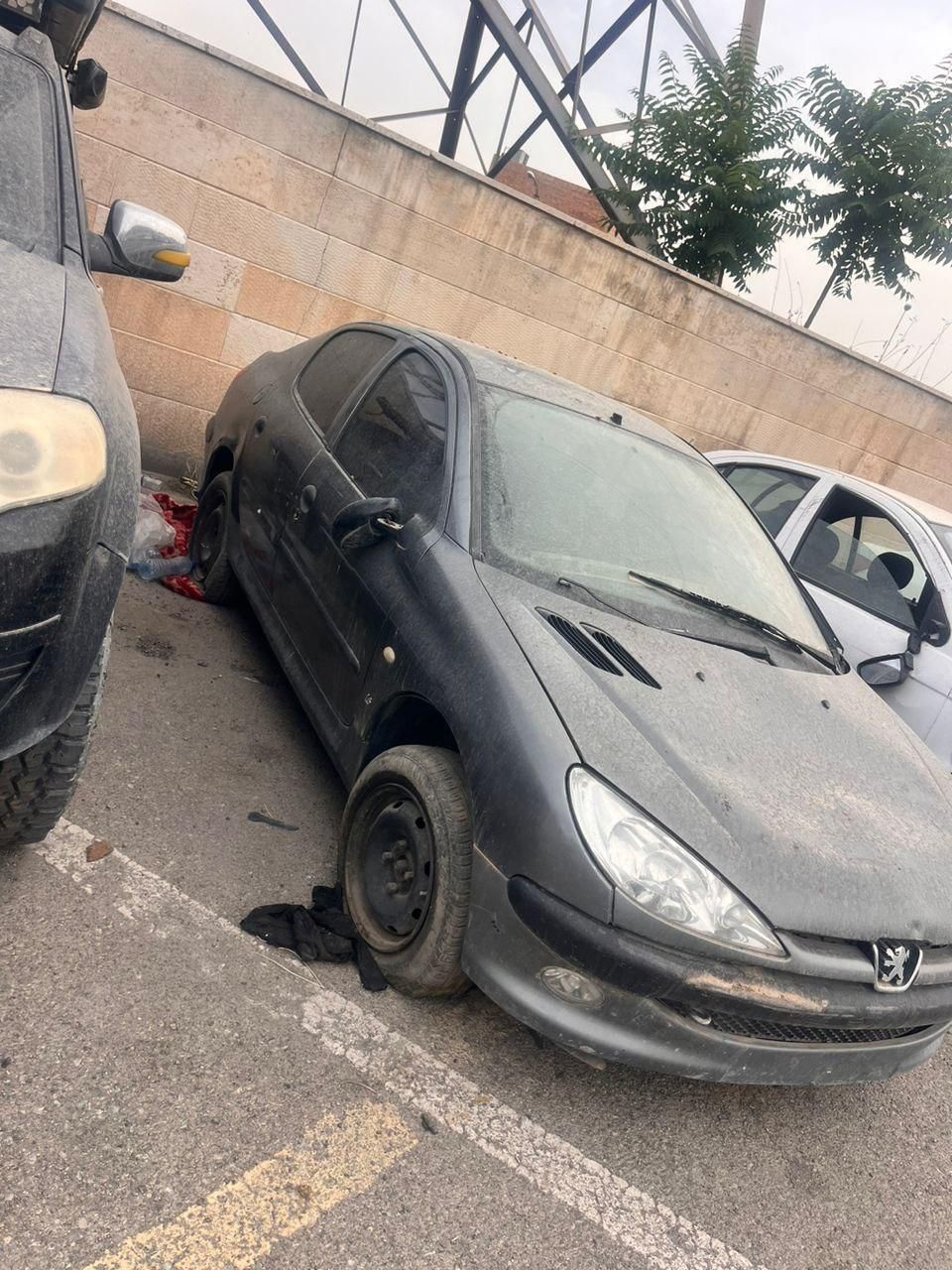 پژو ۲۰۶ صندوق دار v20 - 1386