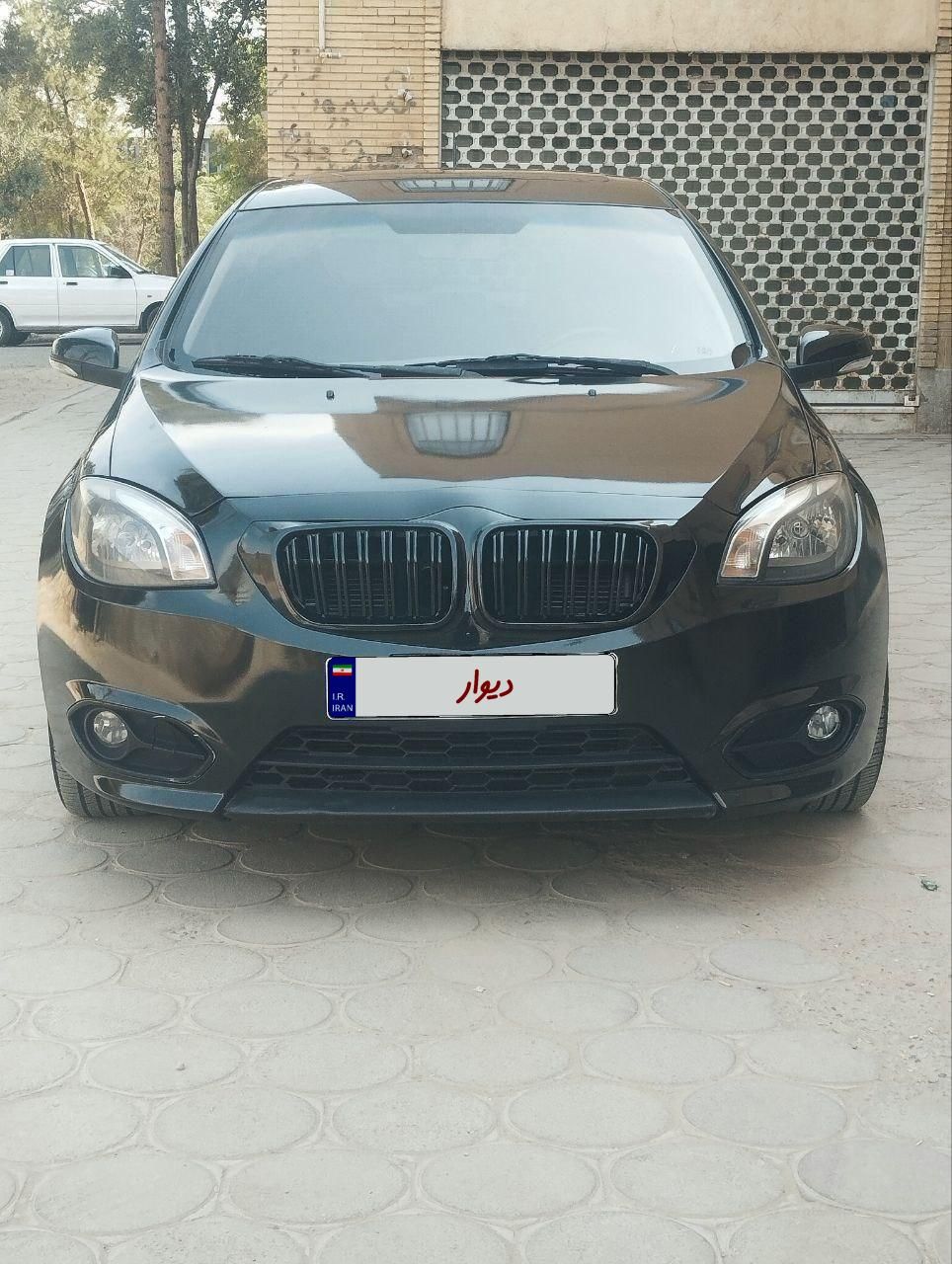 خودرو برلیانس، H320 آگهی ann_18631906