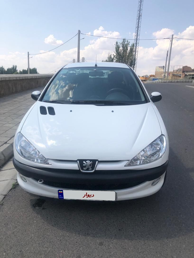 پژو ۲۰۶ صندوق دار v8 - 1394