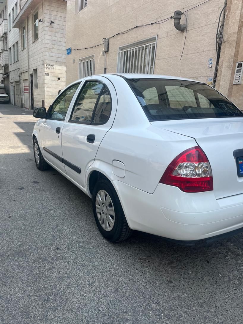 تیبا صندوق دار SX - 1392