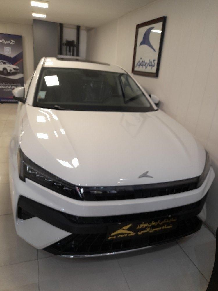 کی ام سی J7 اتوماتیک - 2025