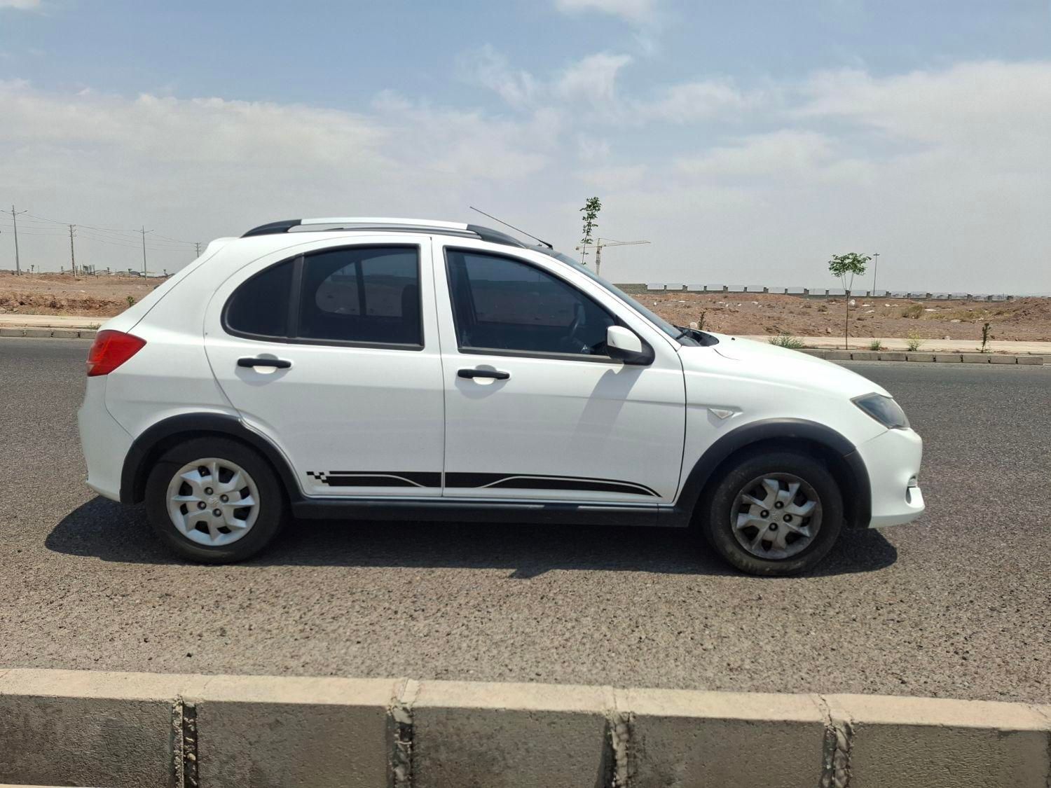 کوییک R دنده‌ای - 1402