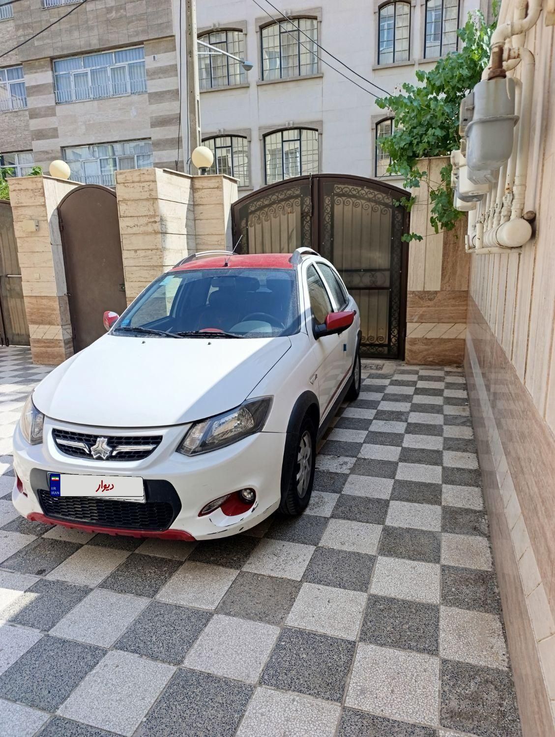 خودرو کوییک، R آگهی ann_18632097