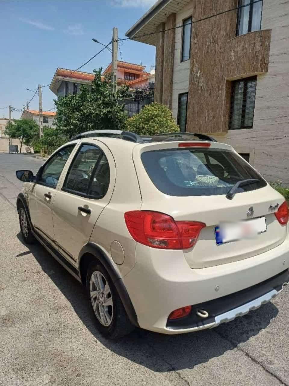 کوییک R دنده‌ای - 1401