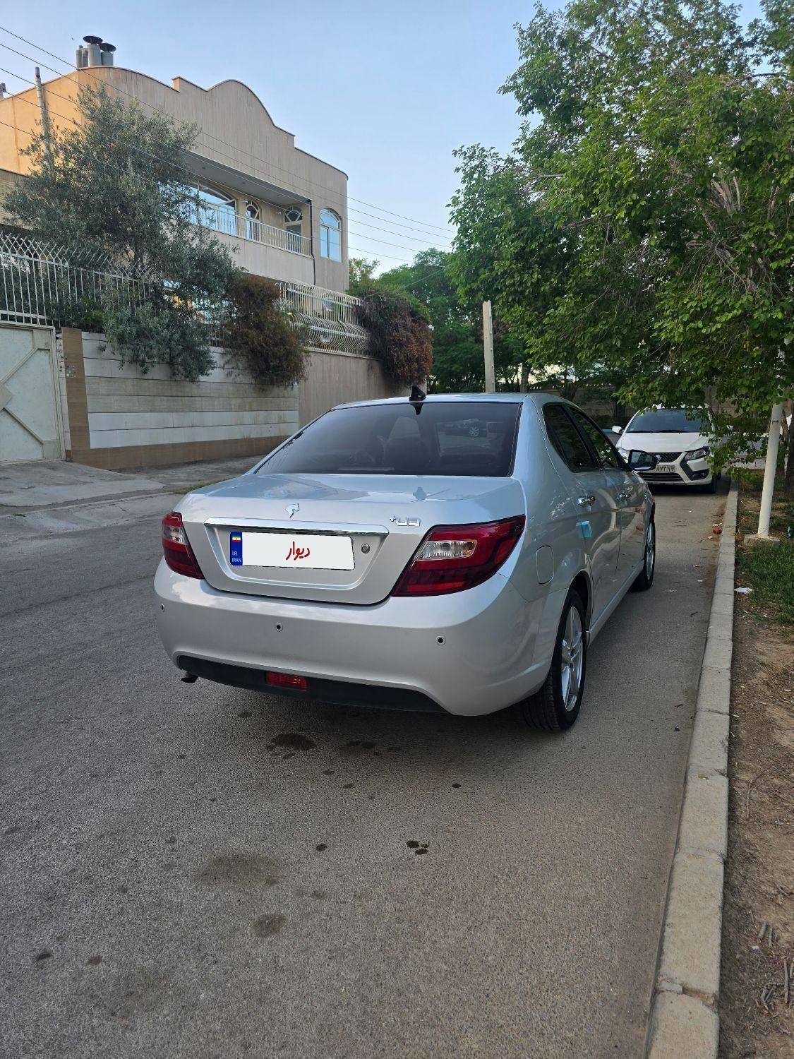 دنا پلاس توربو اتوماتیک - 1402