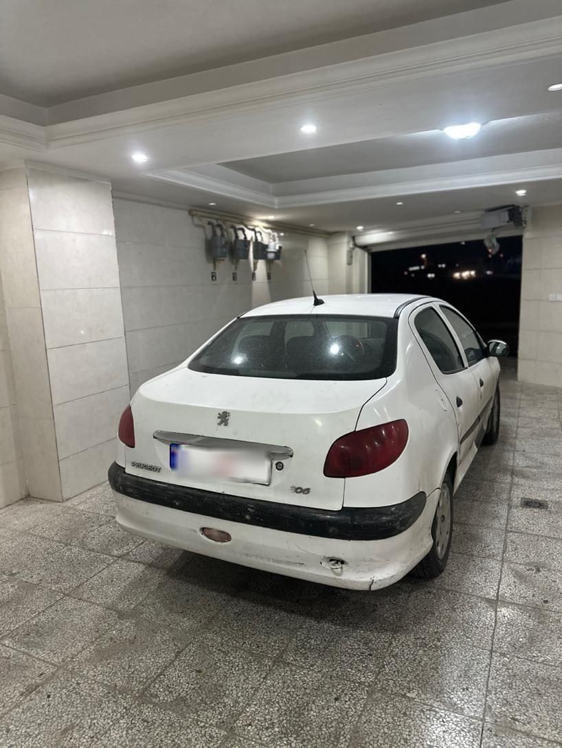 پژو ۲۰۶ صندوق دار v8 - 1388
