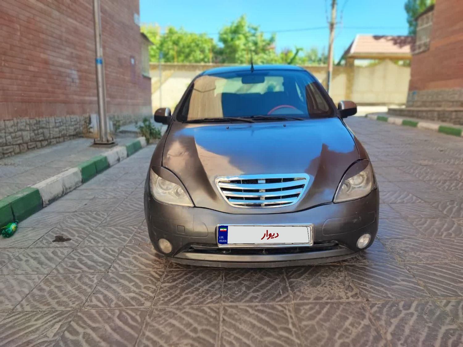 تیبا صندوق دار SX - 1393