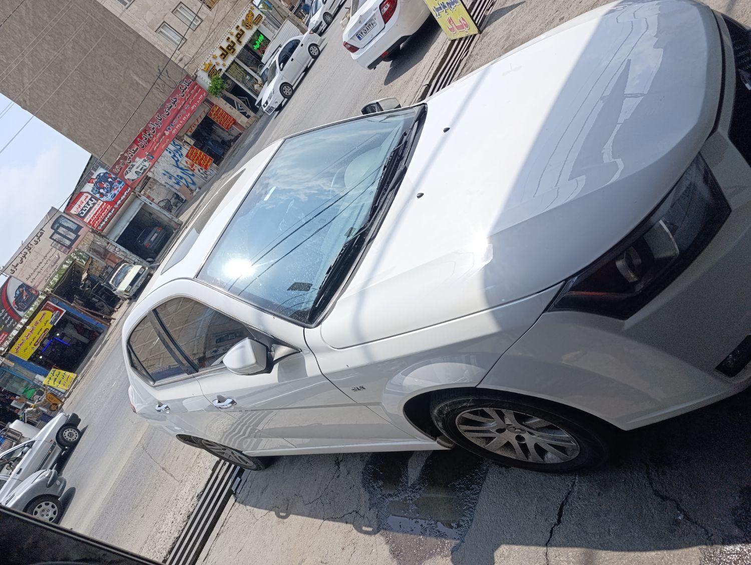 دنا پلاس تیپ ۲ سانروف ۴ ایربگ - 1398