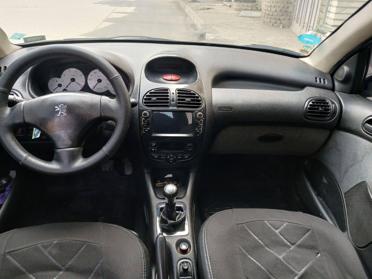 پژو ۲۰۶ صندوق دار v8 - 1386