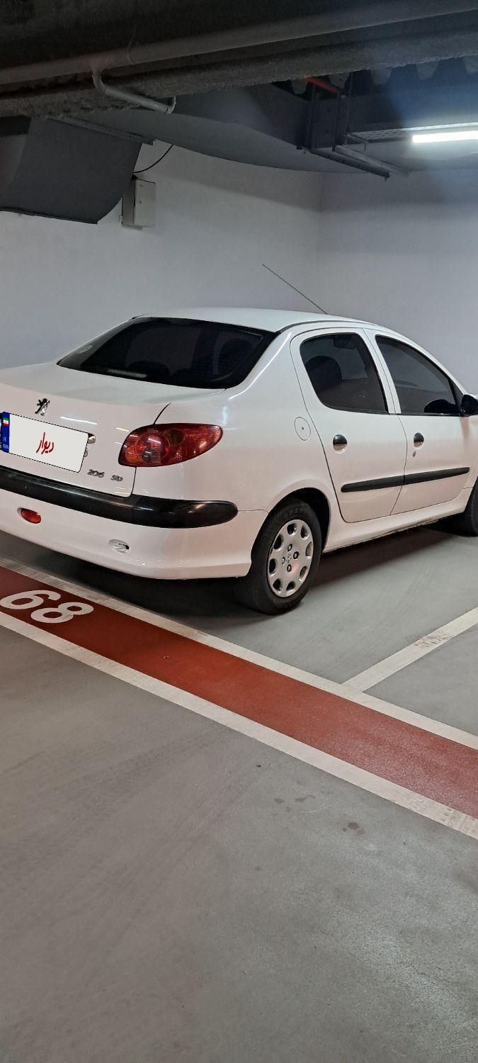 پژو ۲۰۶ صندوق دار v8 - 1395