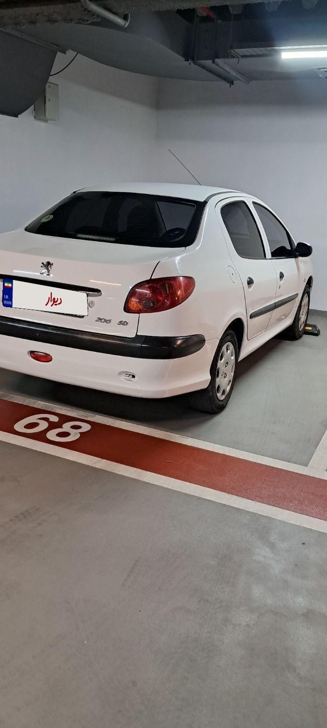 پژو ۲۰۶ صندوق دار v8 - 1395