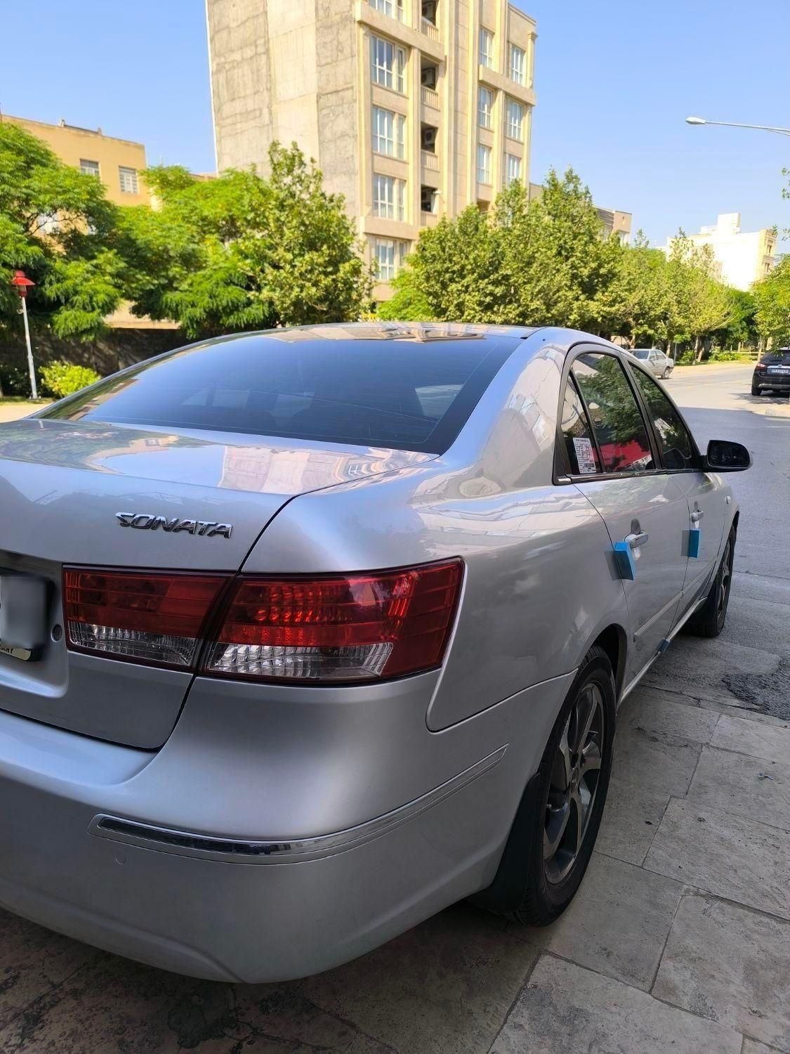 هیوندای سوناتا اتوماتیک NF 2400 - 2009