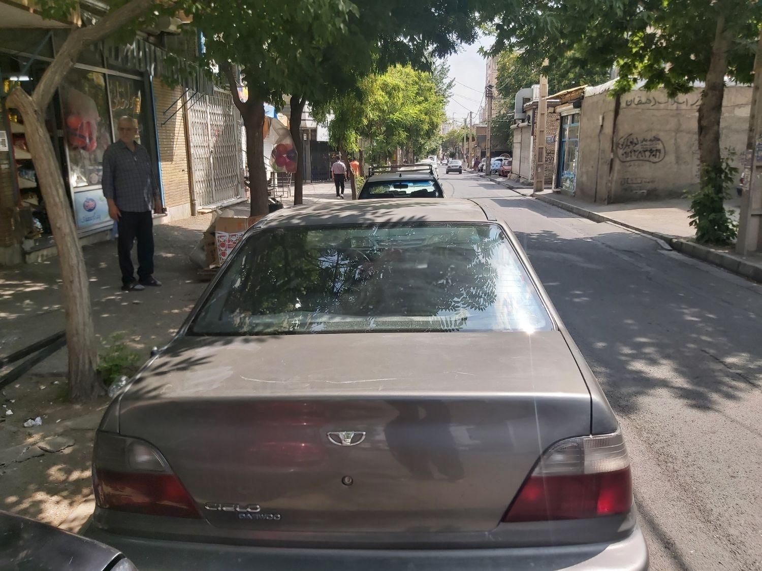 دوو سیلو سدان - 2001