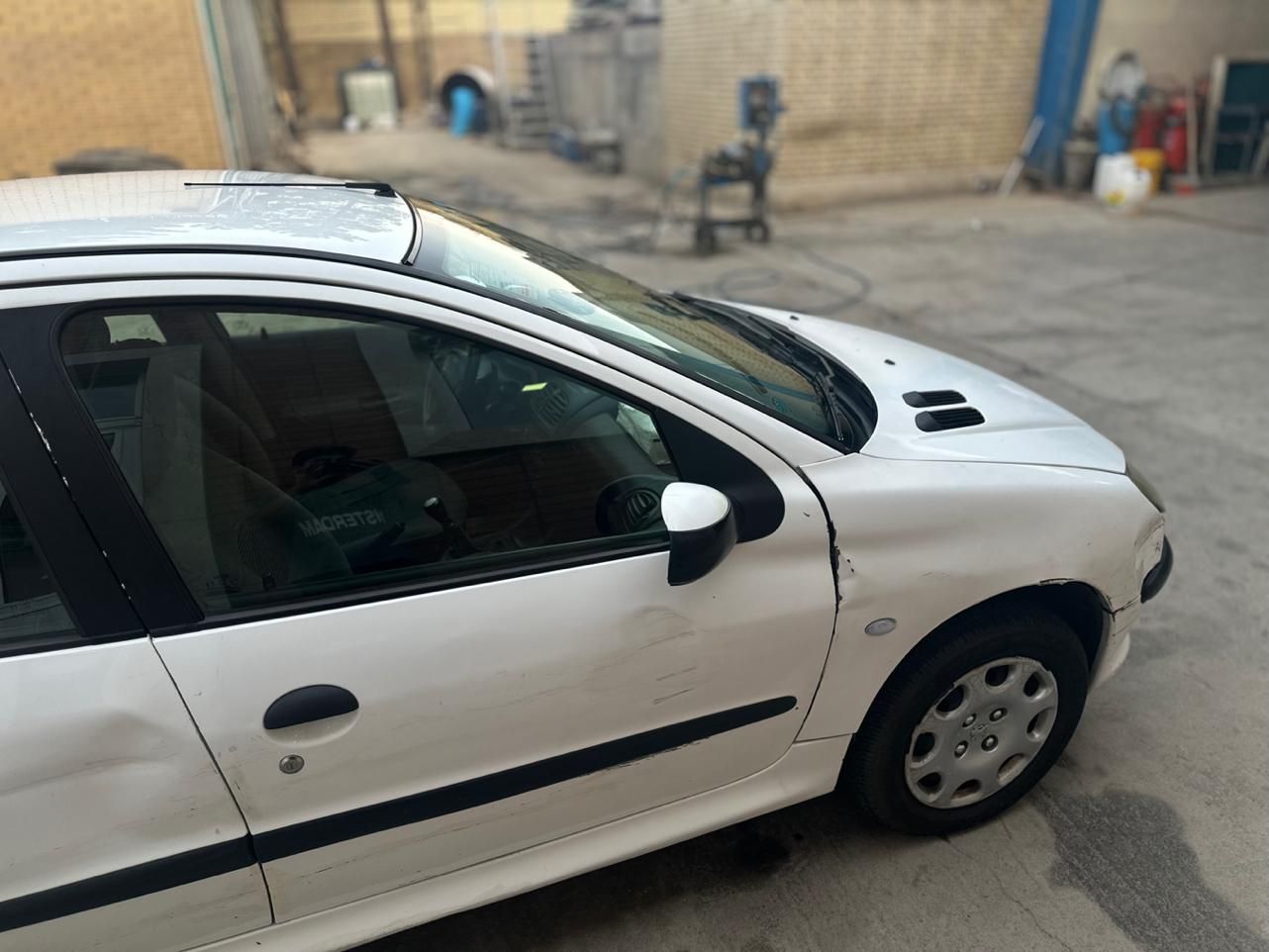 پژو ۲۰۶ صندوق دار v8 - 1390