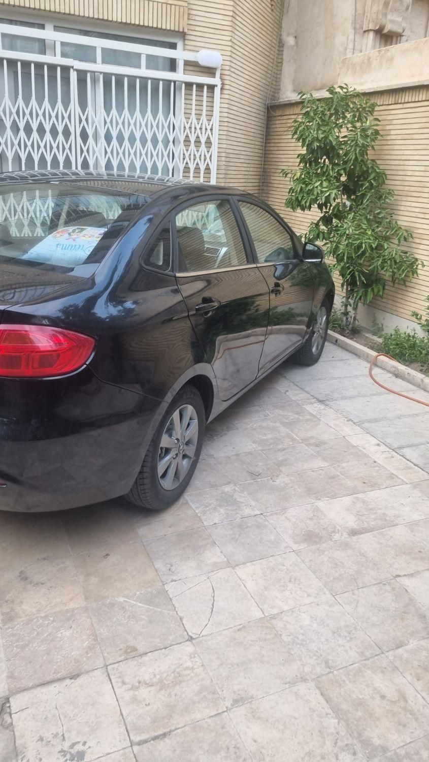 جک J4 اتوماتیک ساده - 2023