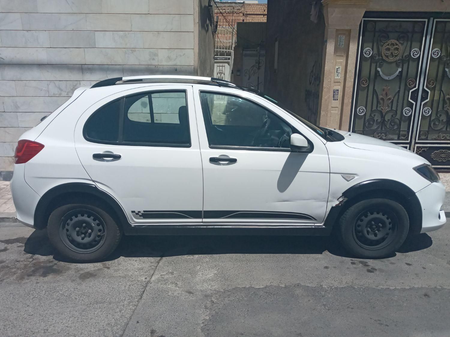 کوییک R دنده‌ای - 1402
