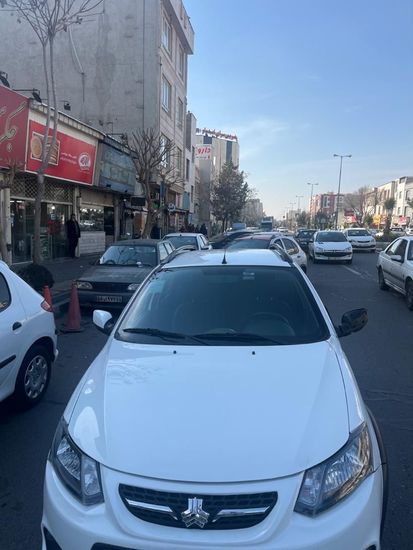 خودرو کوییک، معمولی آگهی ann_18634199