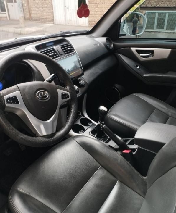 لیفان X60 دنده‌ای - 2015