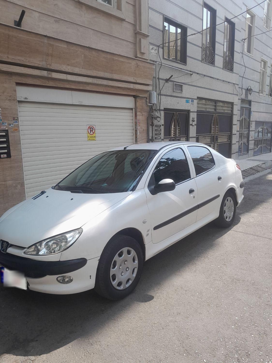 پژو ۲۰۶ صندوق دار v8 - 1395