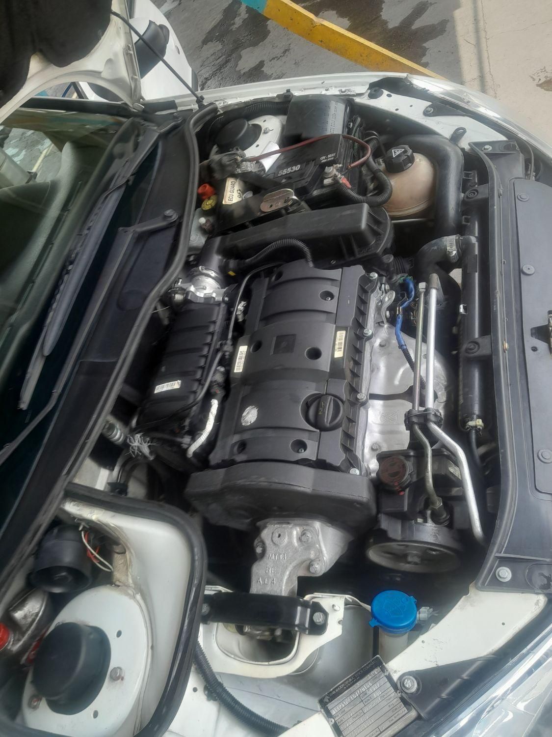پژو ۲۰۶ صندوق دار v8 - 1395