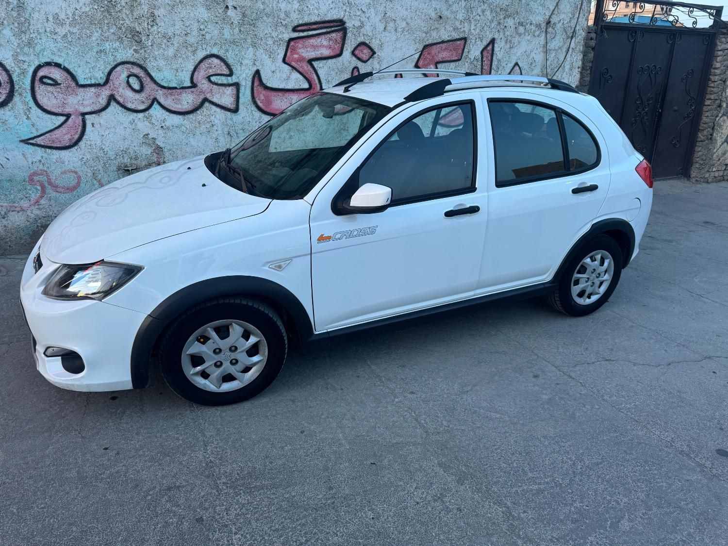 خودرو کوییک، معمولی آگهی ann_18634348