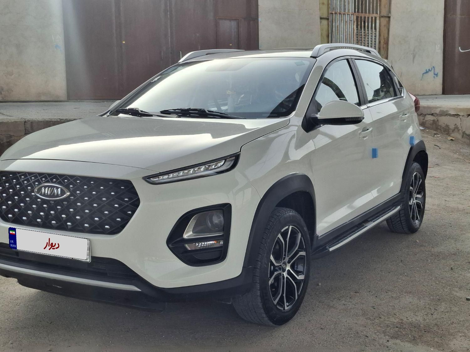 ام وی ام X22 پرو اتوماتیک IE - 2023