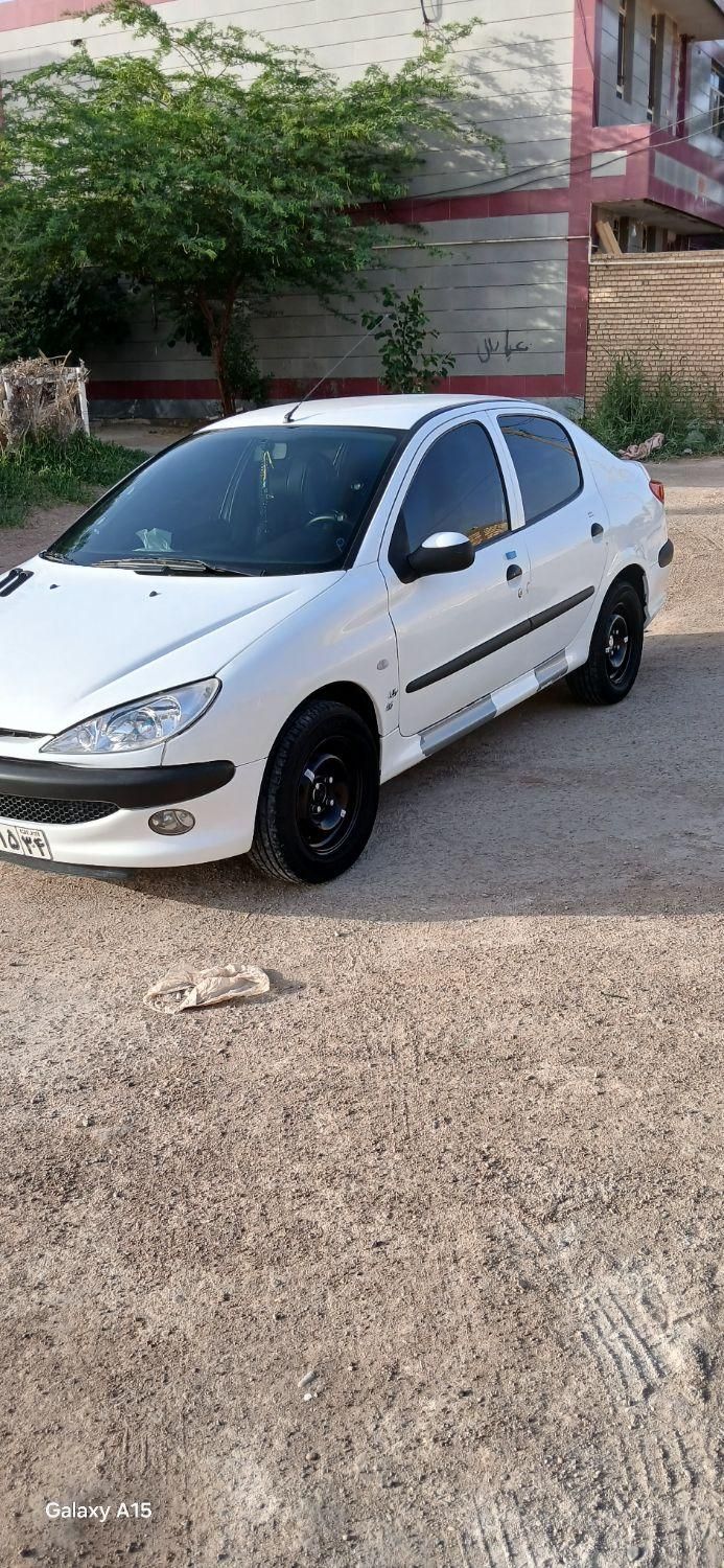 پژو ۲۰۶ صندوق دار v8 - 1396
