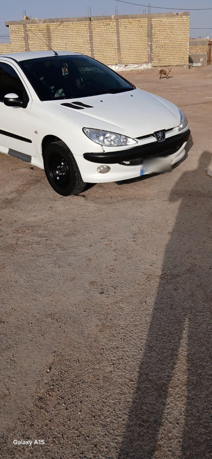 پژو ۲۰۶ صندوق دار v8 - 1396