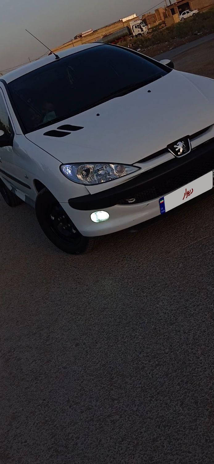 پژو ۲۰۶ صندوق دار v8 - 1396
