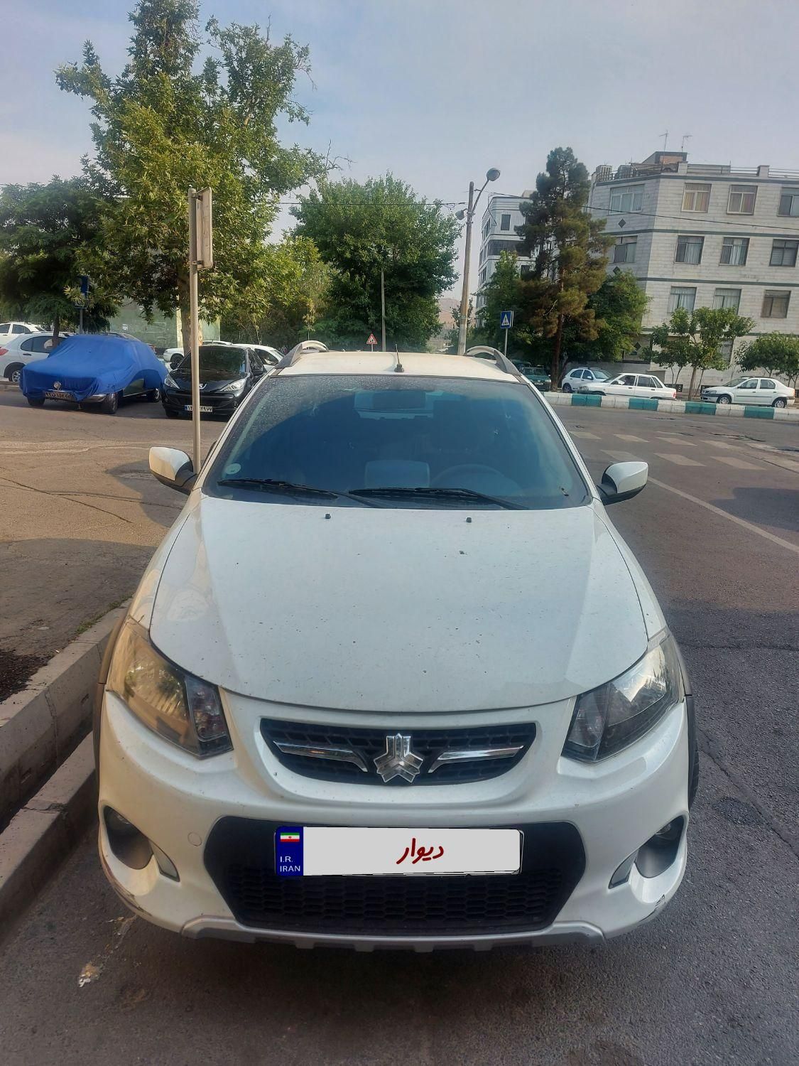 خودرو کوییک، معمولی آگهی ann_18634578