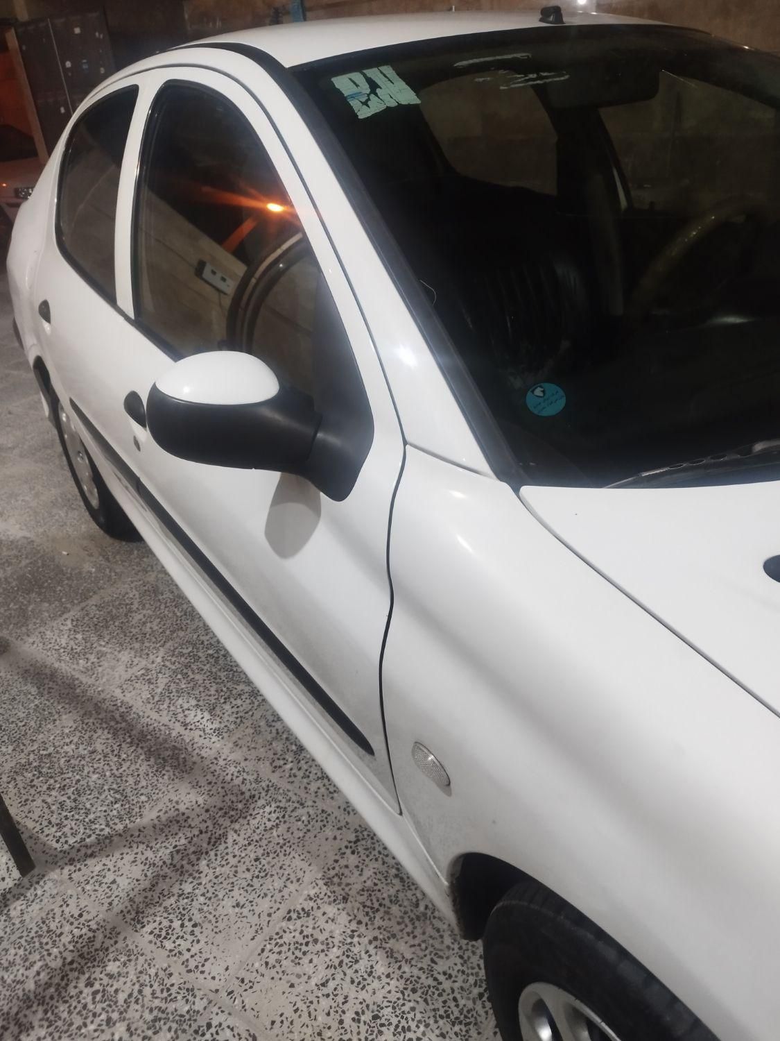 پژو ۲۰۶ صندوق دار v8 - 1395