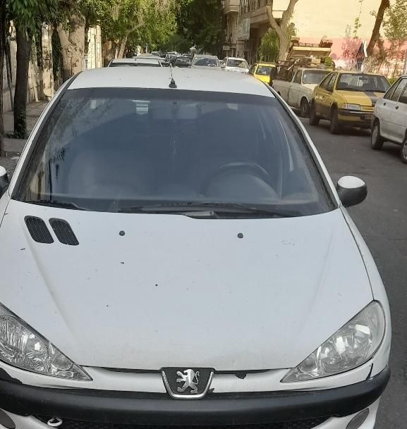 پژو ۲۰۶ صندوق دار v8 - 1389