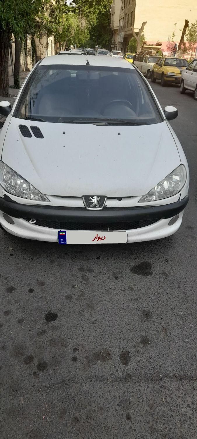 پژو ۲۰۶ صندوق دار v8 - 1389