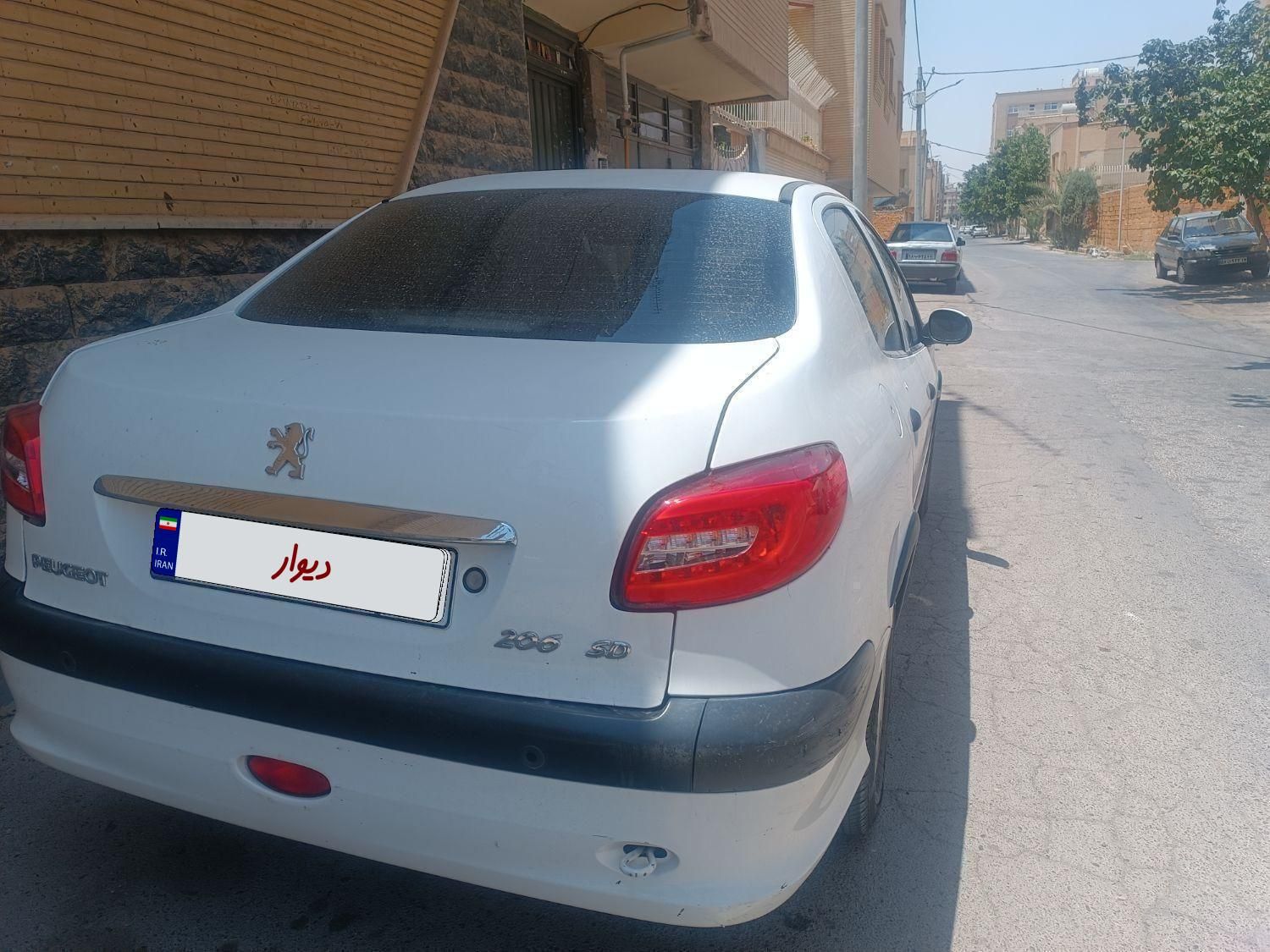 خودرو پژو، ۲۰۶ صندوق دار آگهی ann_18634717