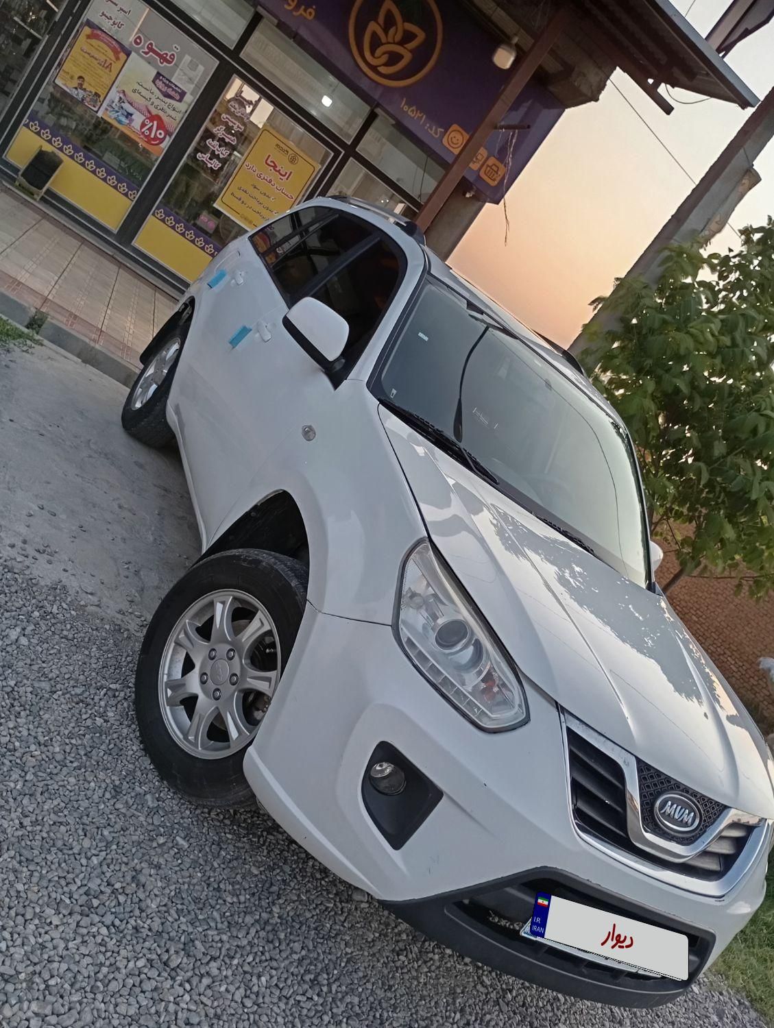 خودرو ام وی ام، X33 آگهی ann_18634898