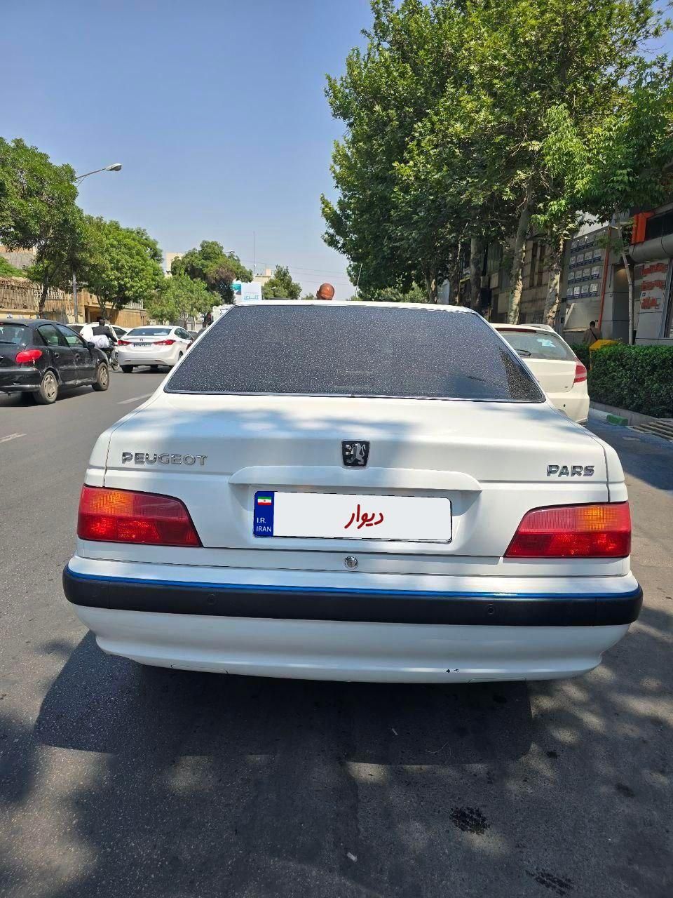 پژو پارس XU7P - 1402