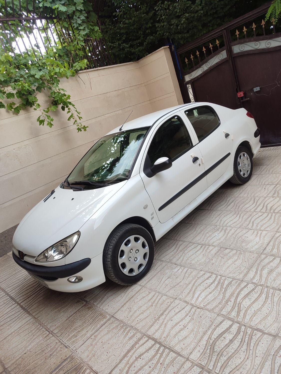 خودرو پژو، ۲۰۶ صندوق دار آگهی ann_18635247