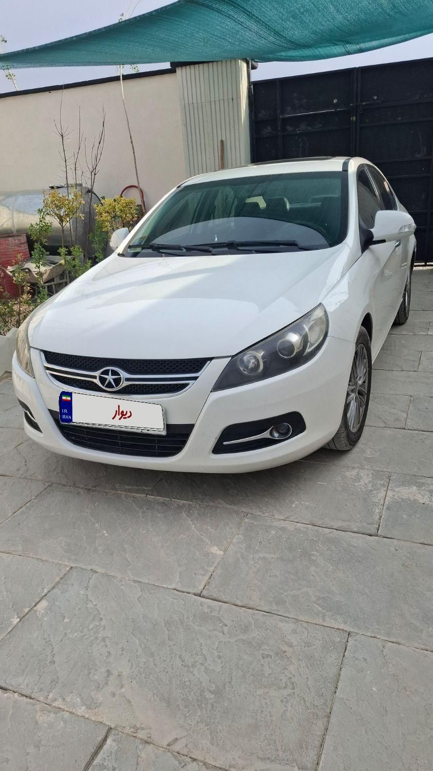 جک J5 اتوماتیک - 2015