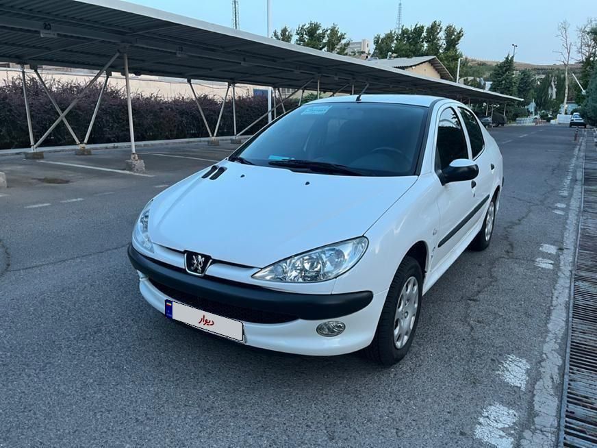 پژو ۲۰۶ صندوق دار v8 - 1399