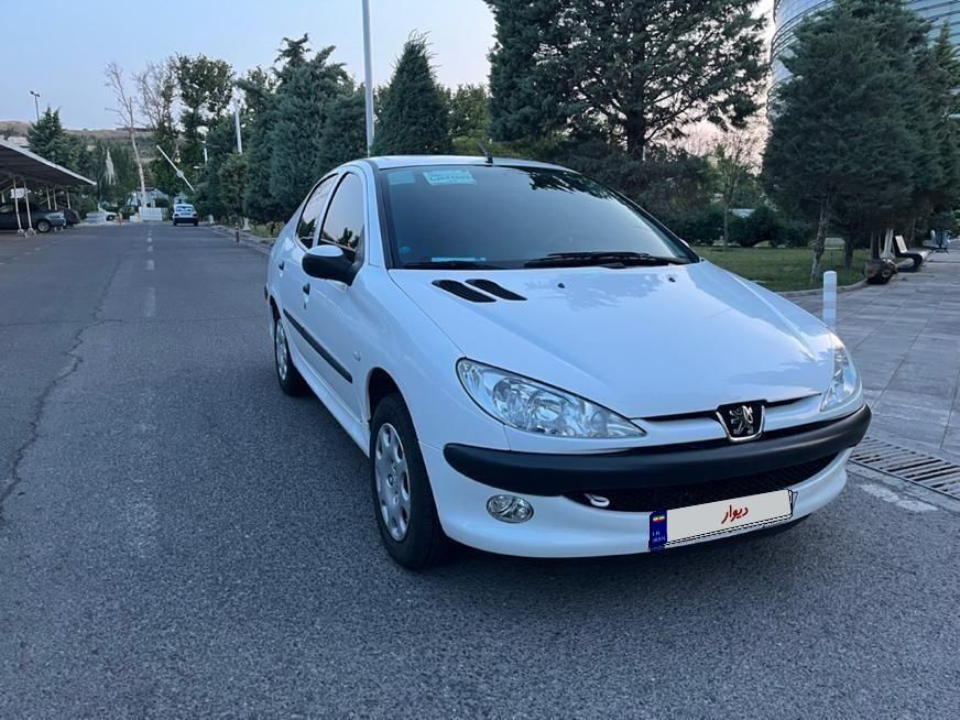 پژو ۲۰۶ صندوق دار v8 - 1399