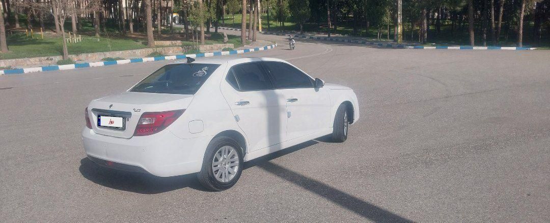 دنا پلاس تیپ ۲ سانروف ۴ ایربگ - 1399