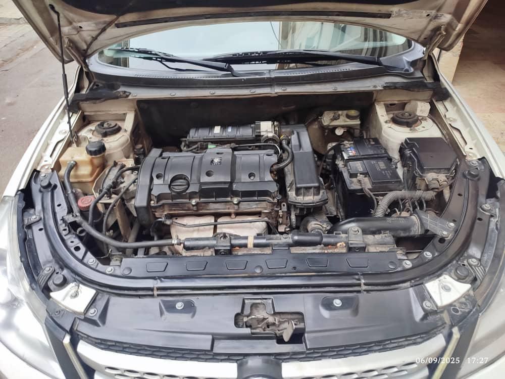 دانگ فنگ H30 کراس اتوماتیک - 1396