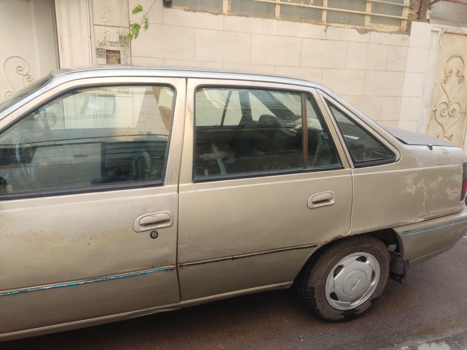 دوو سیلو سدان - 2001