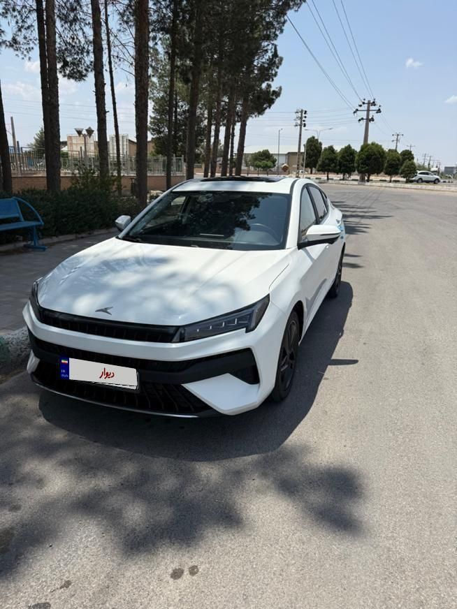خودرو کی ام سی، J7 آگهی ann_18635915