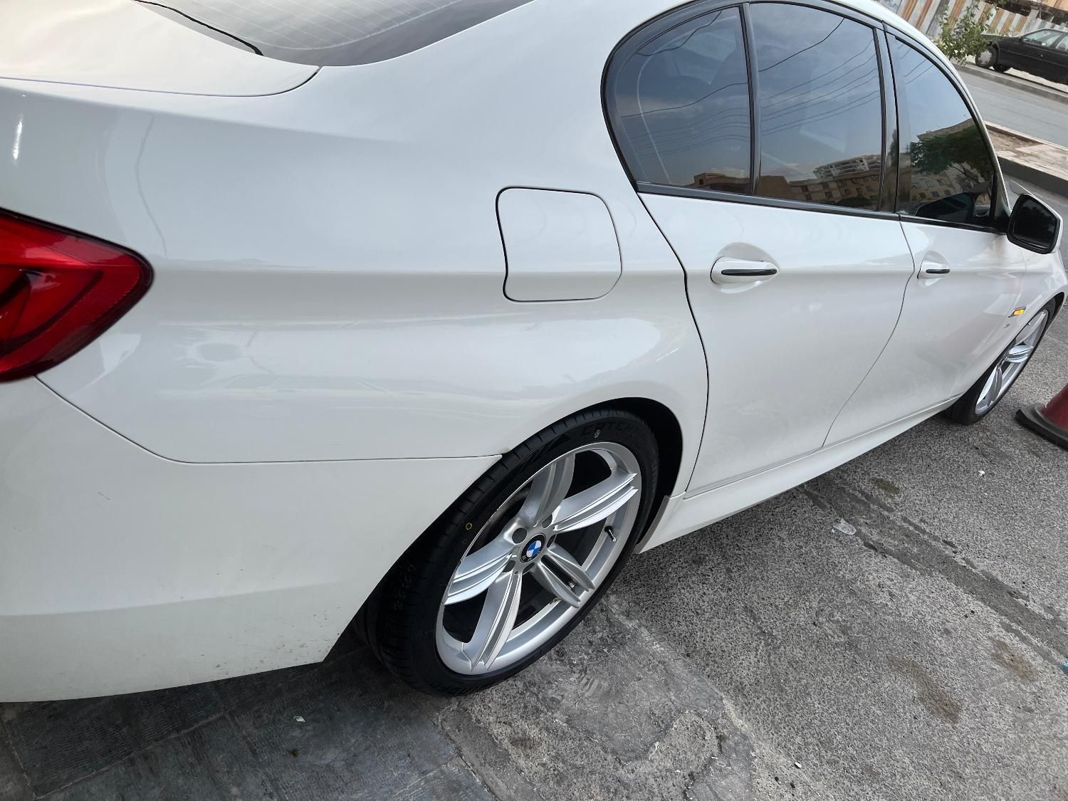 خودرو ب ام و، سری 5 آگهی ann_18635990