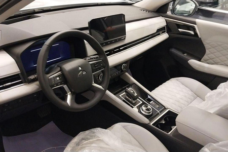 میتسوبیشی اوتلندر تیپ 3 - 2023