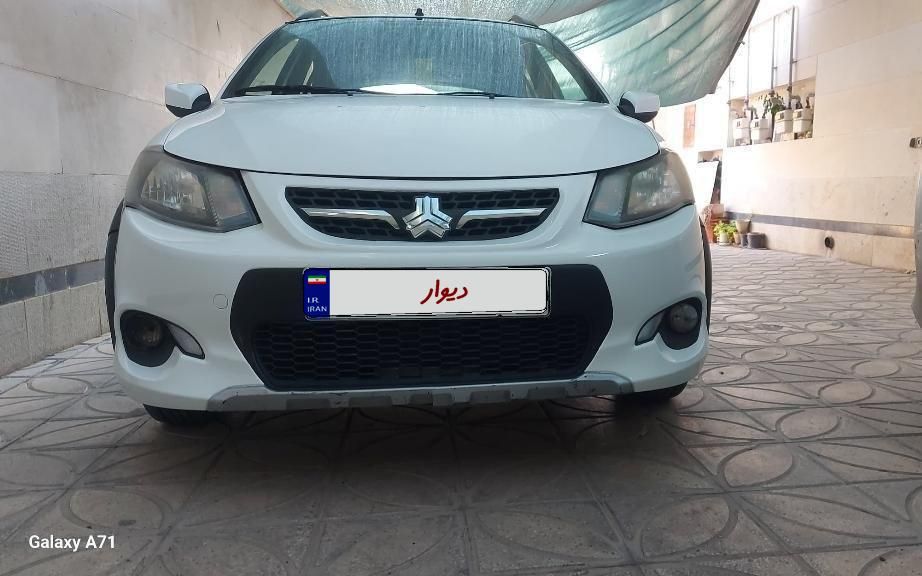 خودرو کوییک، معمولی آگهی ann_18636847