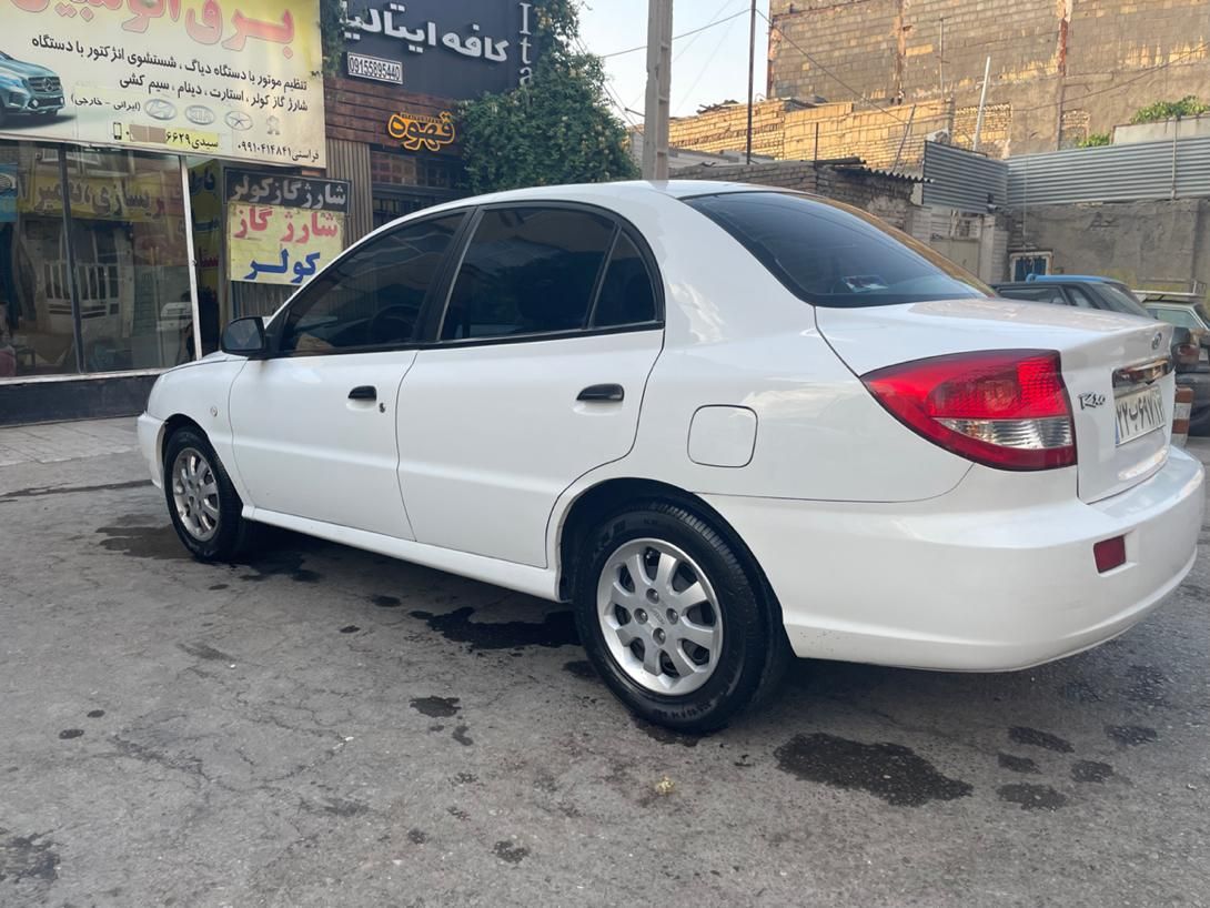 کیا ریو صندوقدار نیمه فول UB - 1389