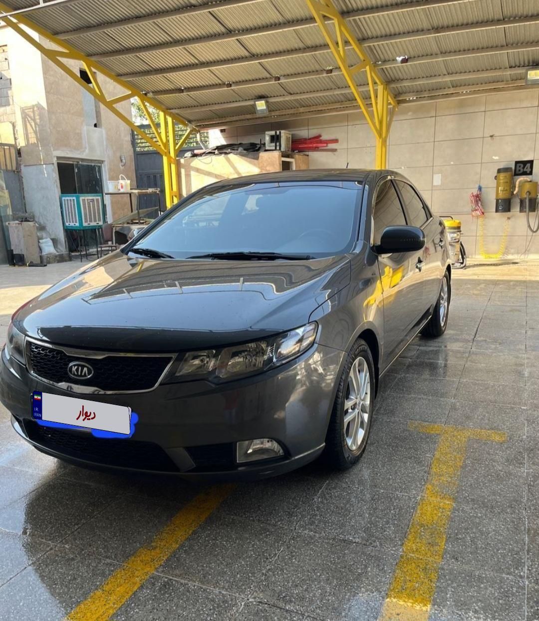 خودرو کیا، سراتو مونتاژ آگهی ann_18637046