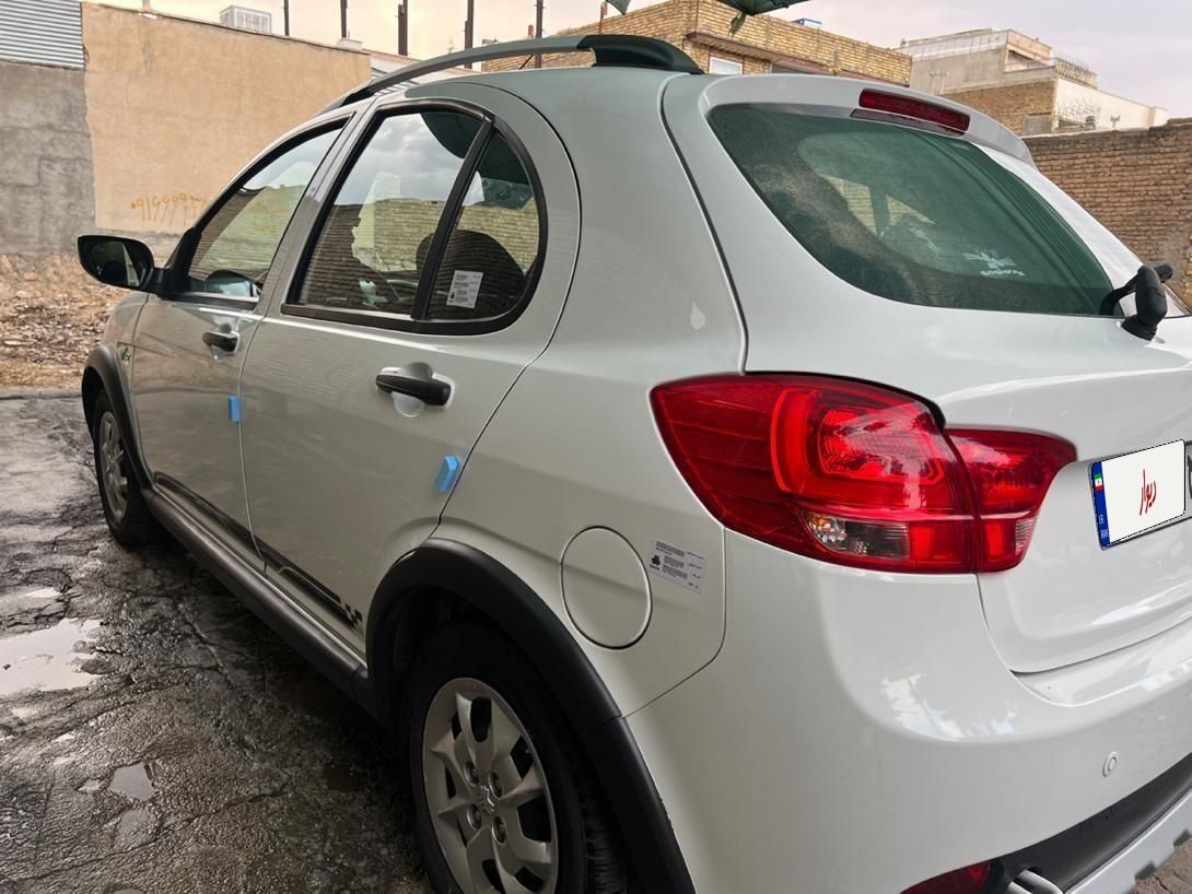 خودرو کوییک، R آگهی ann_18637268